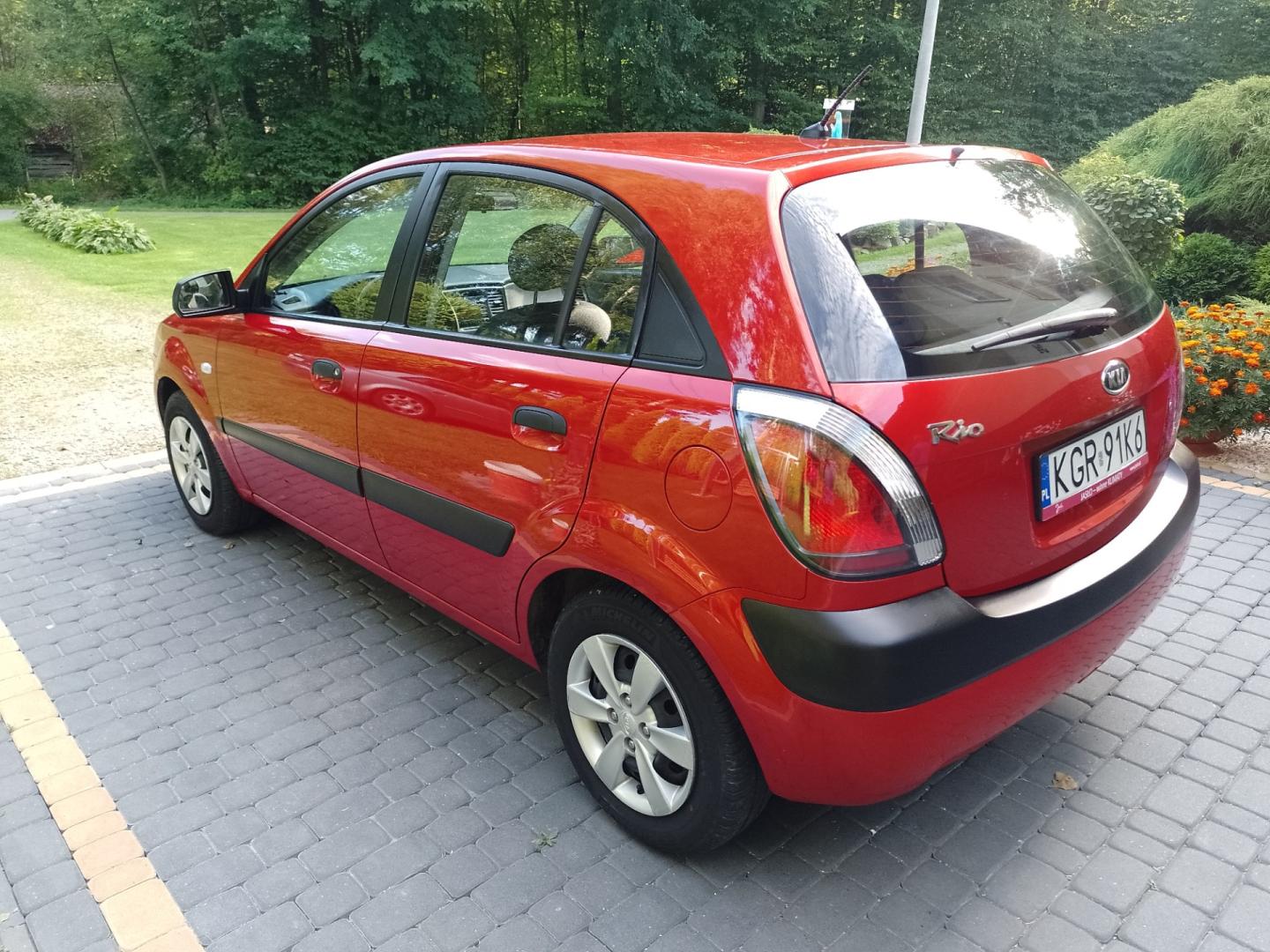 Kia Rio 2009 r 1400 16V Benzyna Niski przebieg