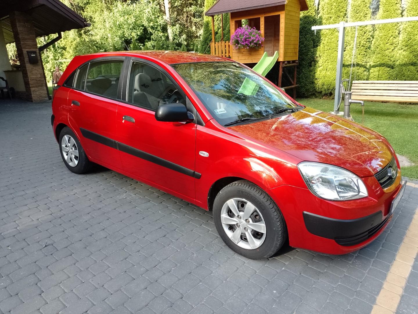 Kia Rio 2009 r 1400 16V Benzyna Niski przebieg