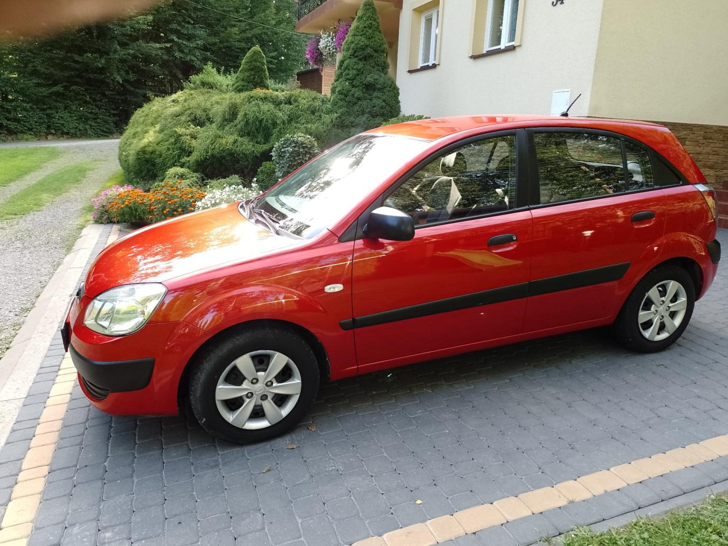 Kia Rio 2009 r 1400 16V Benzyna Niski przebieg