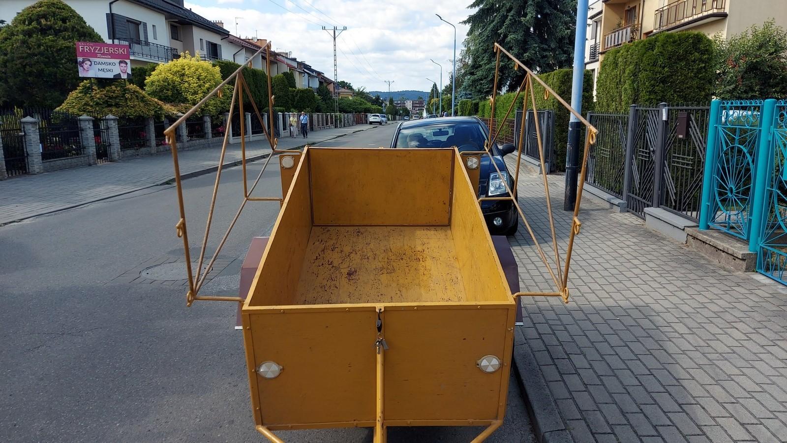 Sprzedam przyczepkę samochodową