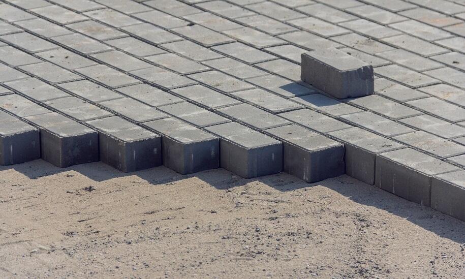 układanie kostki brukowej, ogrodzenia