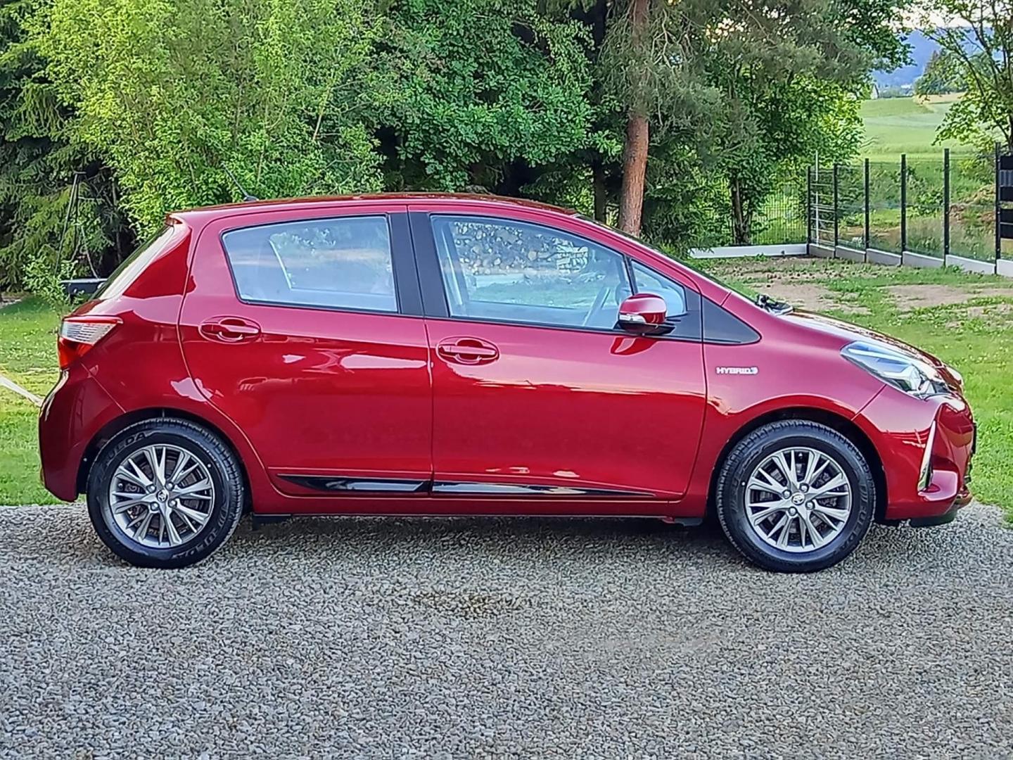 Toyota Yaris III LIFT1.5 Hybrid Automat Tylko 73 tyś.km Pełen Serwis