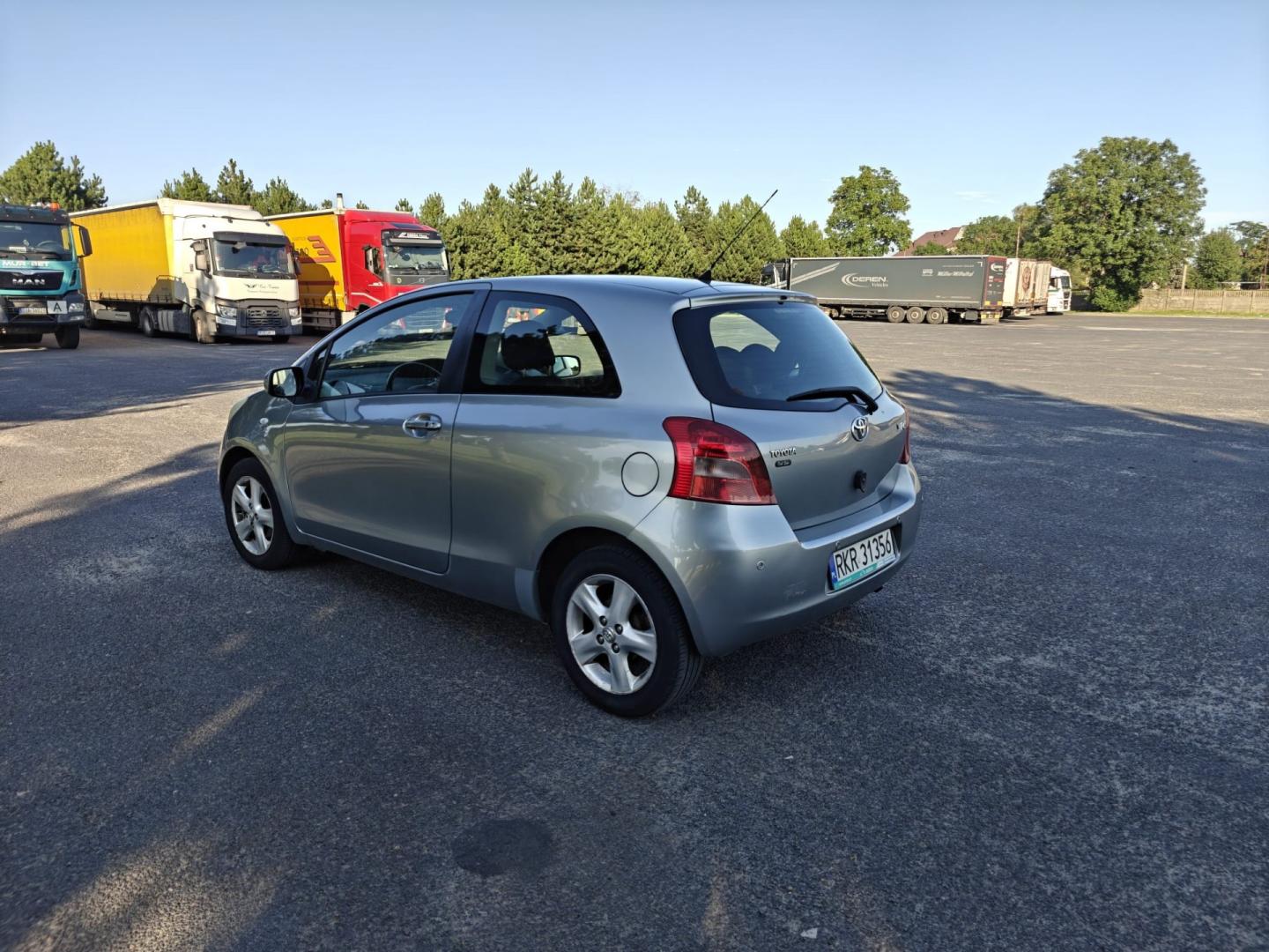 toyota yaris ii 1.0 benzyna vvt-i 69km