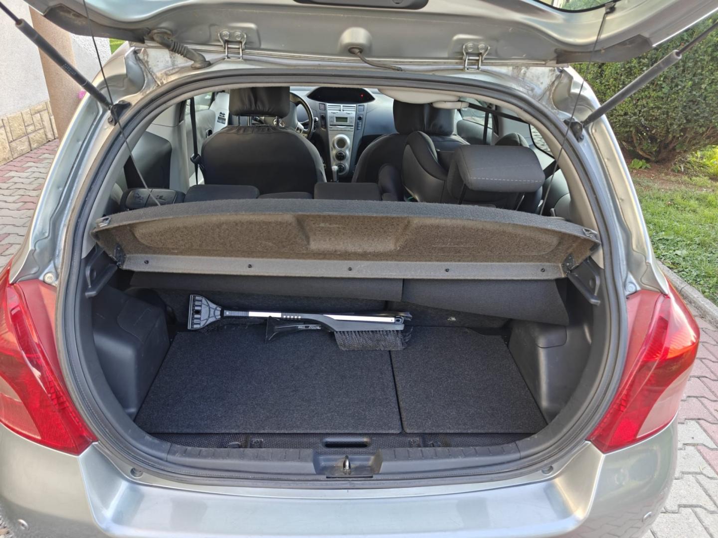 toyota yaris ii 1.0 benzyna vvt-i 69km