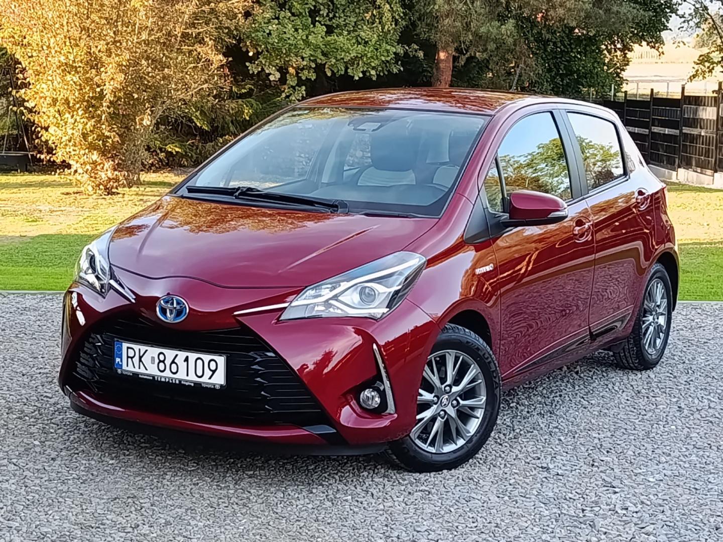 Toyota Yaris III LIFT1.5 Hybrid Automat Tylko 74 tyś.km Pełen Serwis
