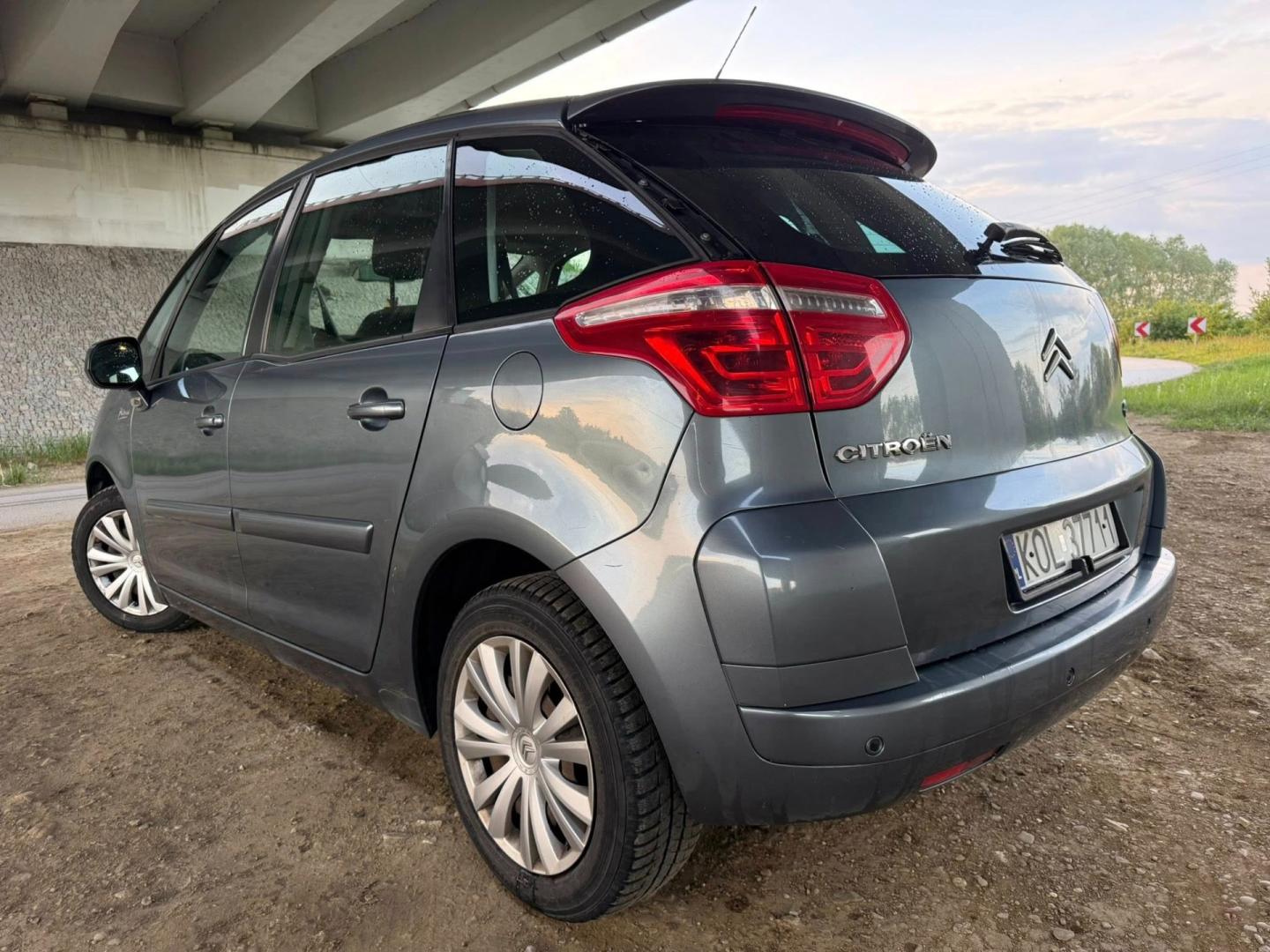Citroen C4 Picasso 2009r  Benzyna 1.6 Przegląd na Rok  Niski Prz