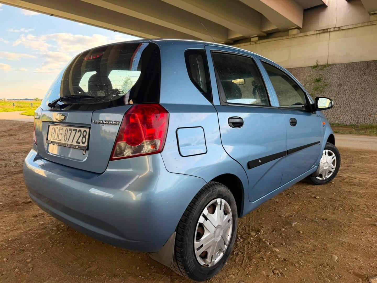 chevrolet aveo 1.2 niski przebieg  2005r  pierwszy