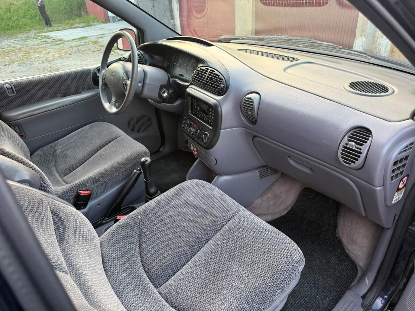 Chrysler Voyager 2.5 Diesel  Niski Przebieg  Pierwszy Właścicie