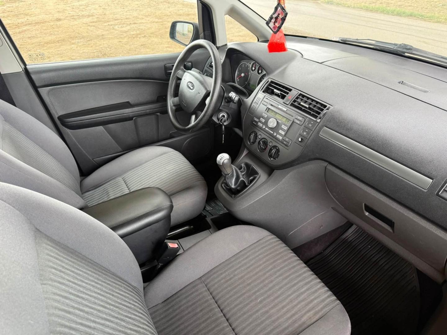 ford c-max 1.8 benzyna 2006r  ładny zadbany  opłaty na rok