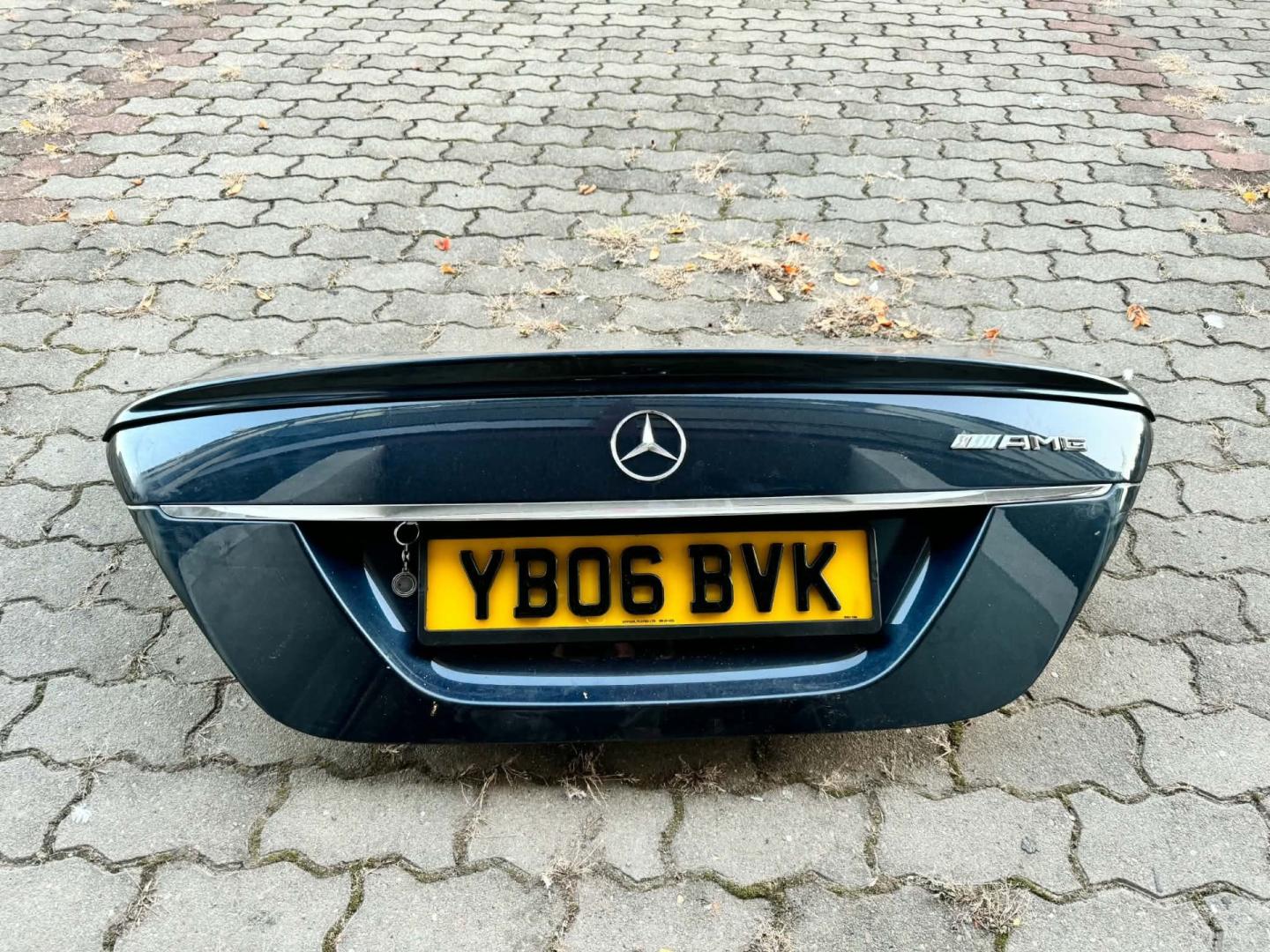 Sprzedam Tylną Klapę do W221 Mercedes S klasa 2007r