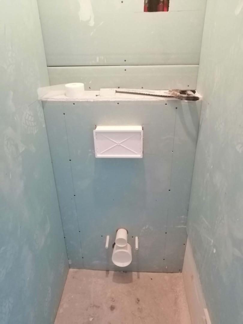 Usługi remontowo-budowlane.