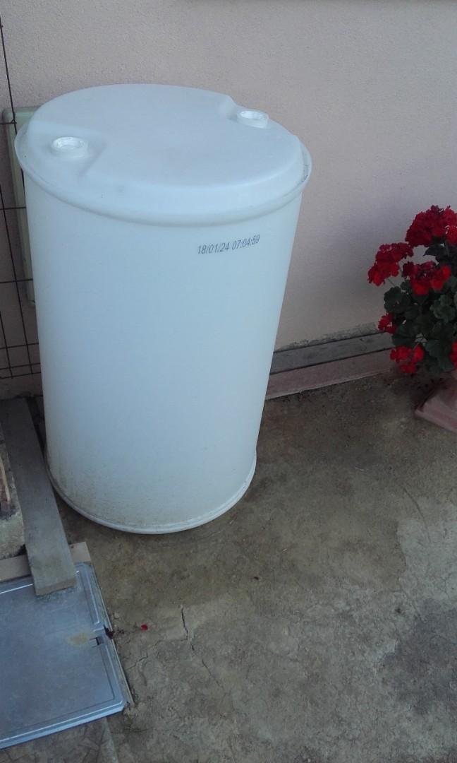 Beczka spozywcza 200l plastikowa