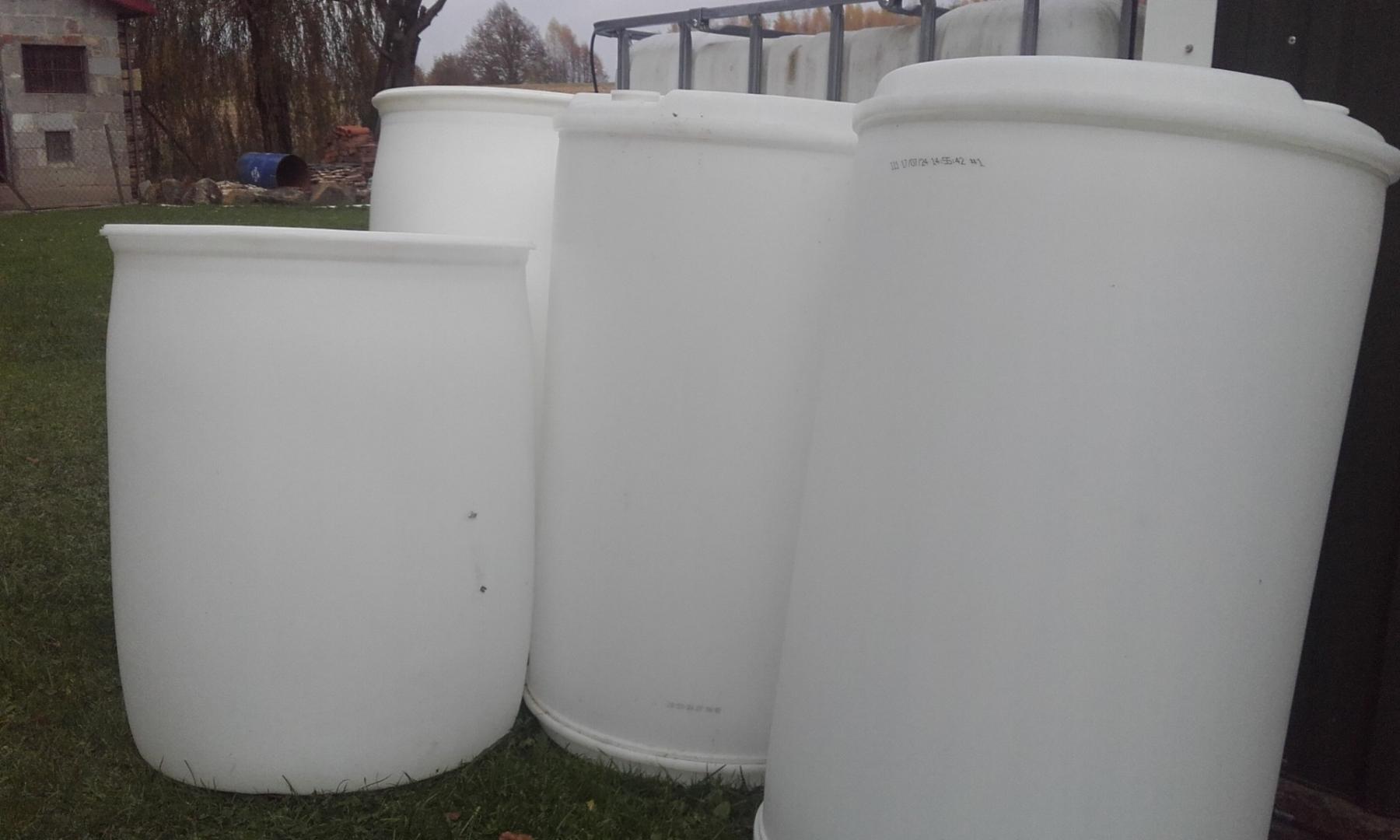 Beczka spozywcza 200l plastikowa