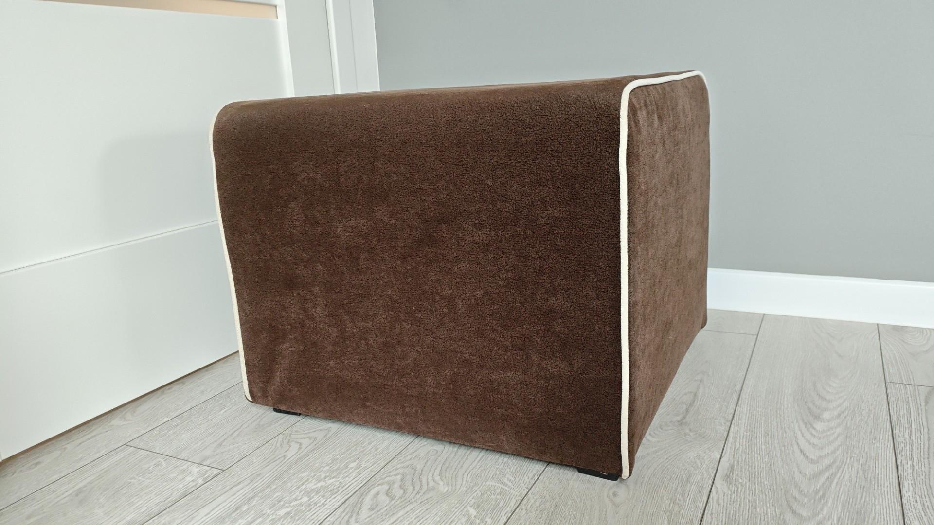 Pufy tapicerowane 2szt. (51x51 cm)