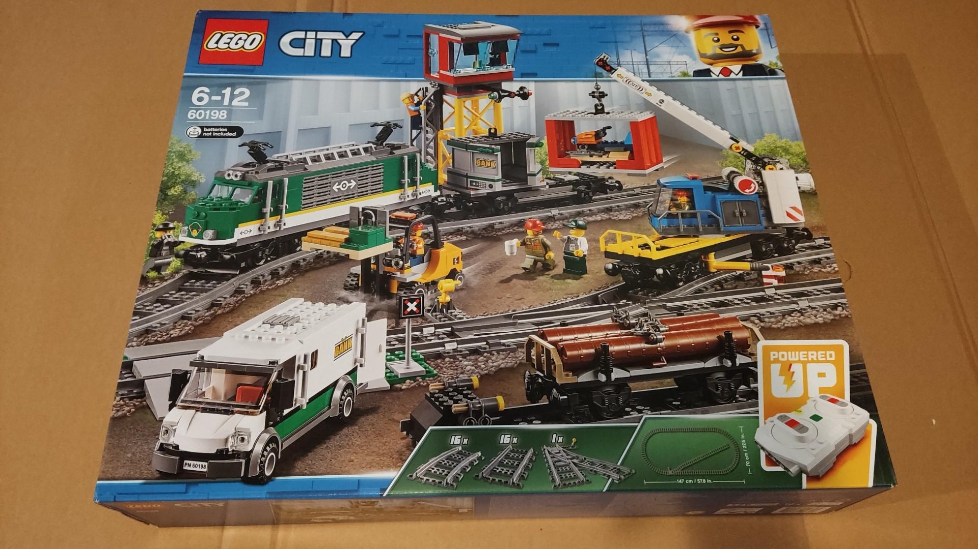 LEGO 60198 City - Pociąg towarowy
