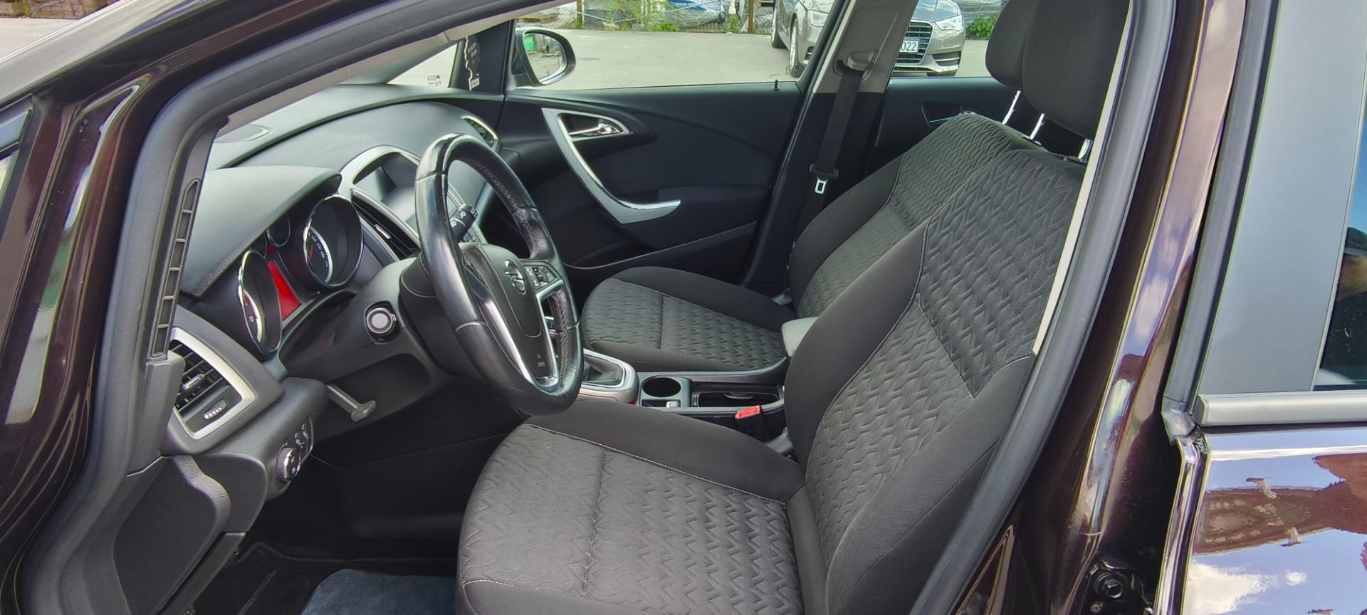 opel astra j 1.4 turbo benzyna