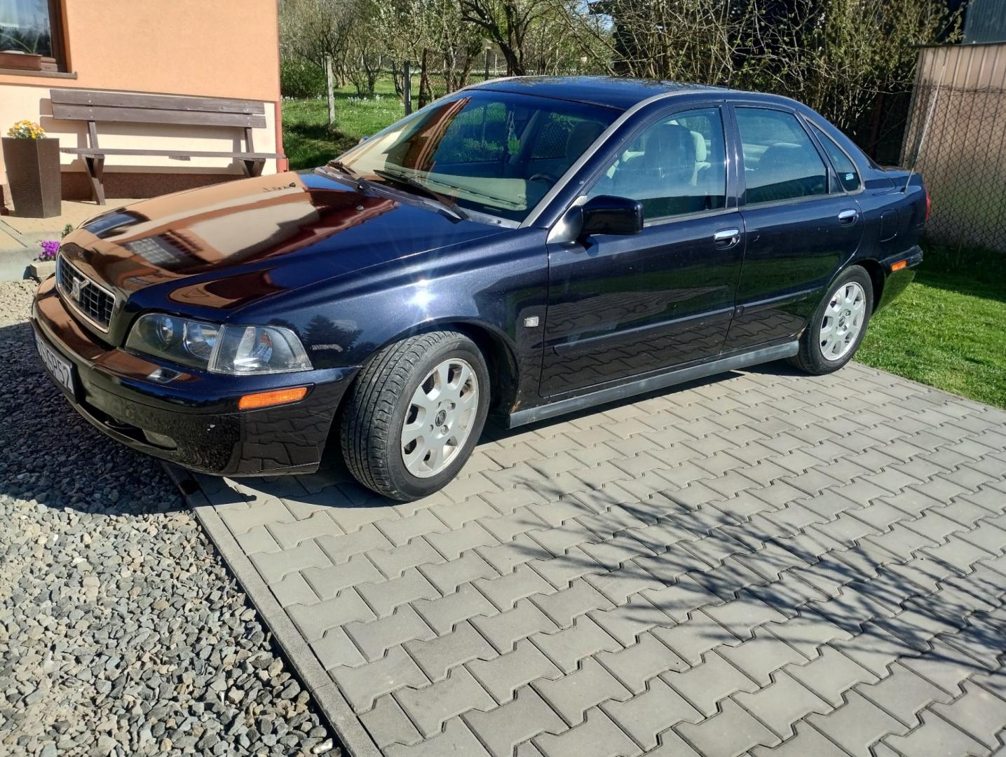 Volvo S40 2.0 B+G 2003r