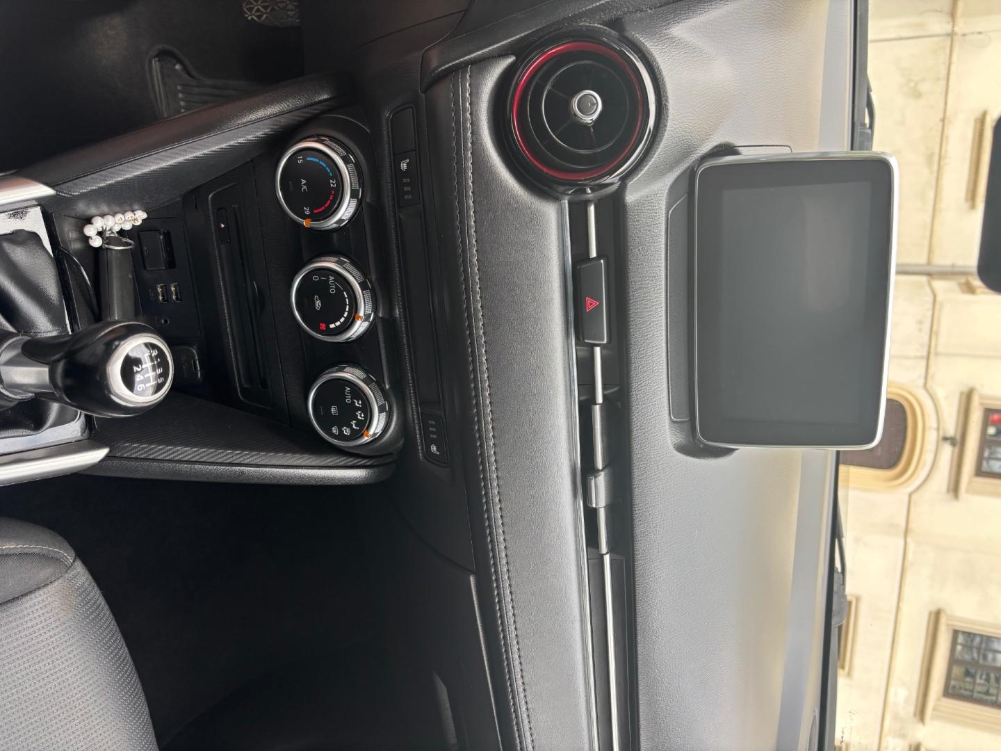 Mazda CX-3 2015 bogata wersja
