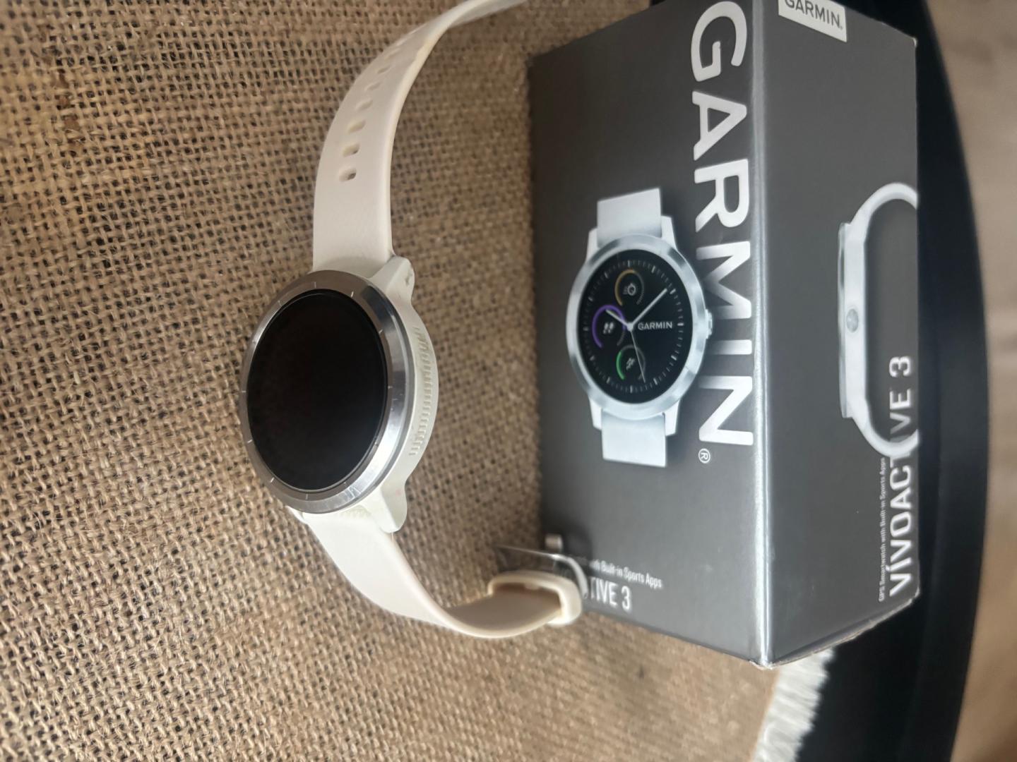 Zegarek Garmin Vivoactive 3