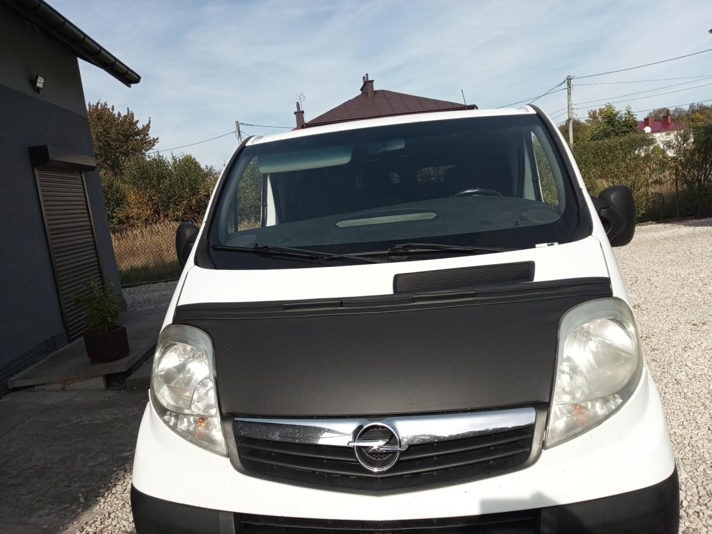 Opel Vivaro 2.5 cdti