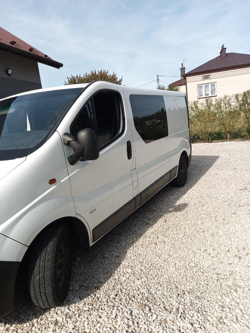 Opel Vivaro 2.5 cdti