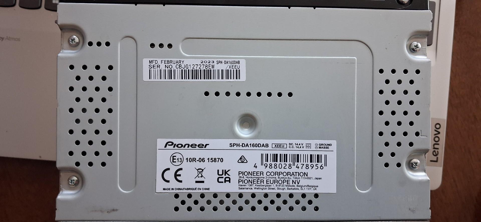 Radioodtwarzacz samochodowy Pioneer SPH-DA160DAB z USB 6, 8 4x50W Blue