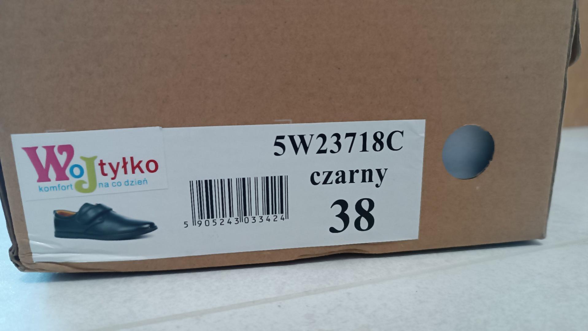 Buty chłopięce rozm. 38