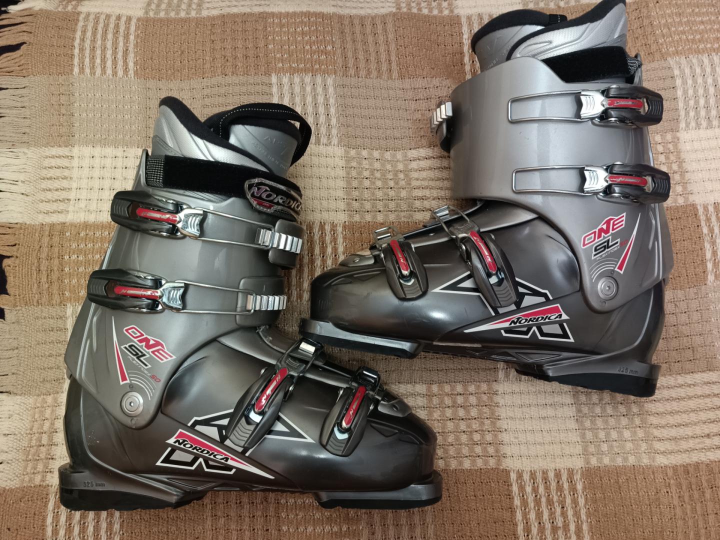 Buty narciarskie NORDIKA