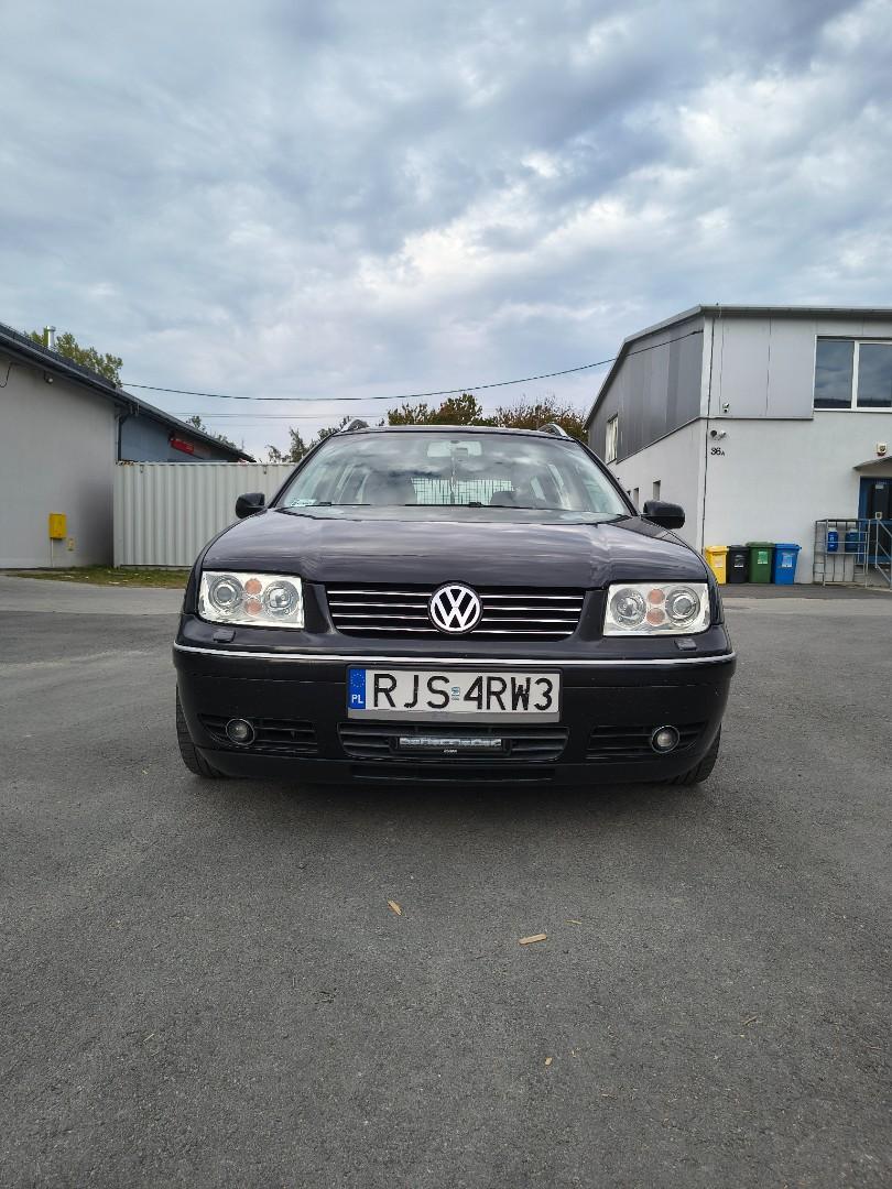 Volkswagen Bora kombi 1.9 tdi 130 km (asz) 2003 r. lakier lc9z