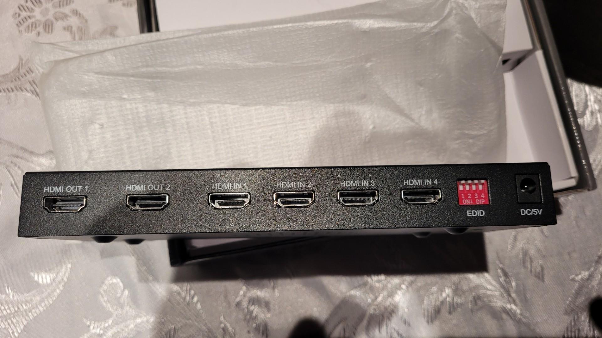 Matrix HDMI 4 x 2 Switch Splitter 3D 4Kx2K pilot Zamienię za Telefon