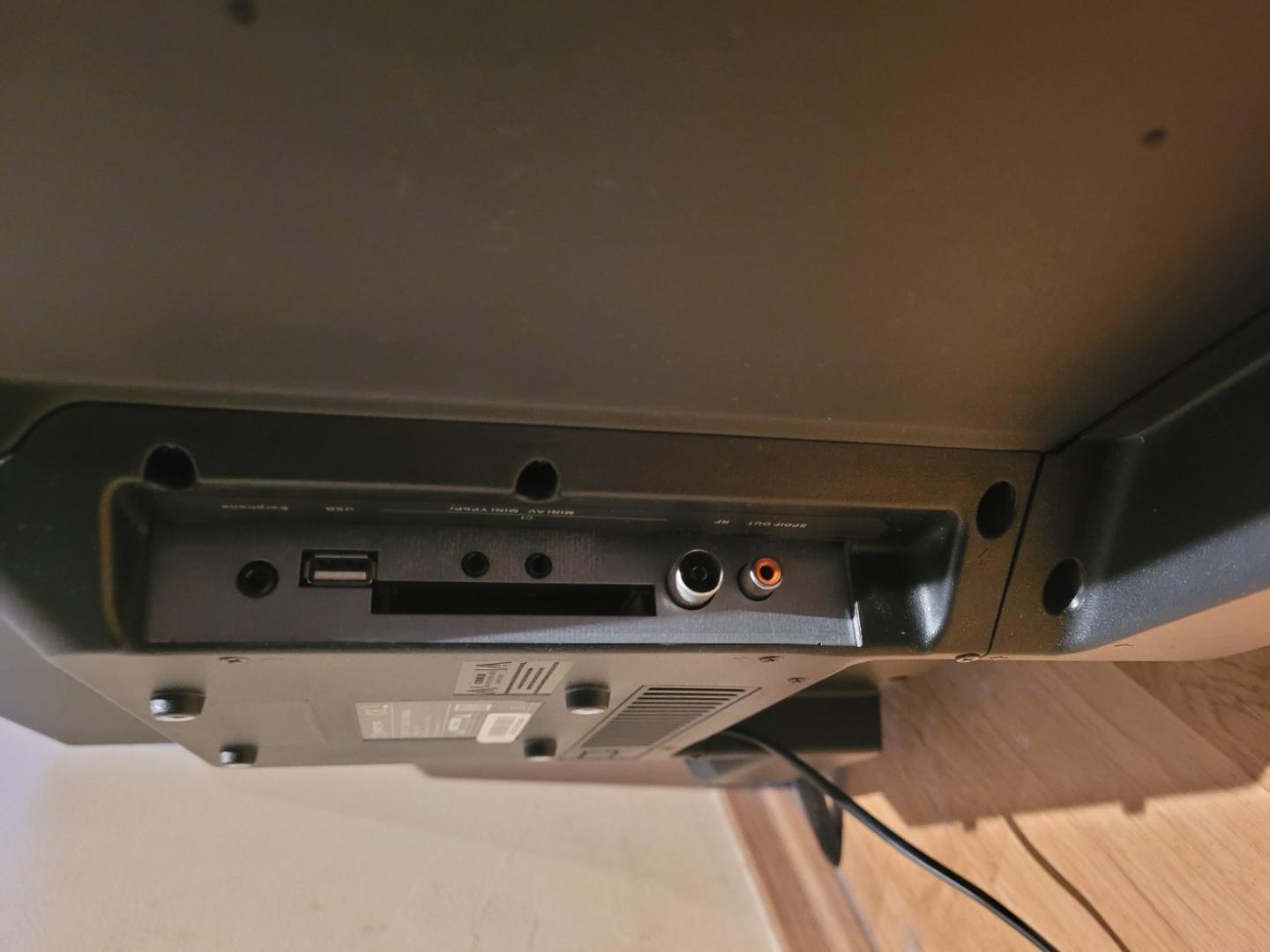 Telewizor LCD 32 cale - Manta LED 3204