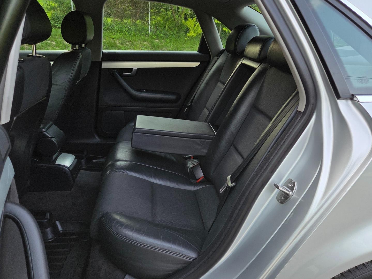 audi a4 s-line 2.4 v6 benzyna + gaz stan