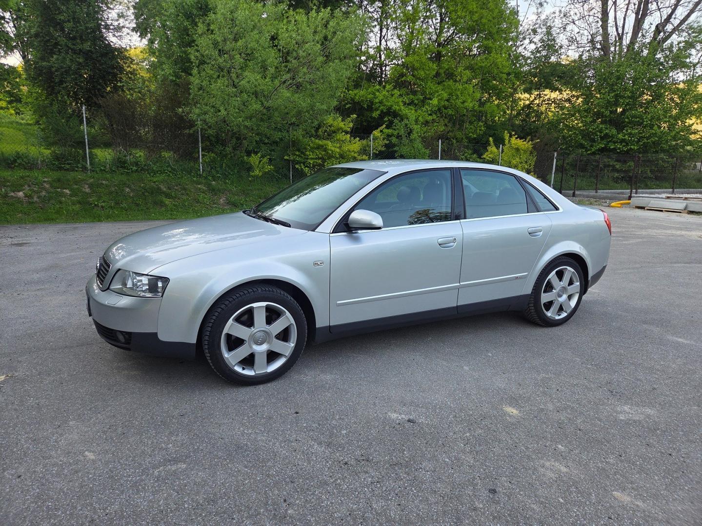 audi a4 s-line 2.4 v6 benzyna + gaz stan