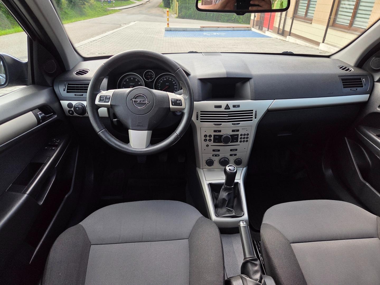opel astra h lift 2008r 1.6 benzyna 115 km stan
