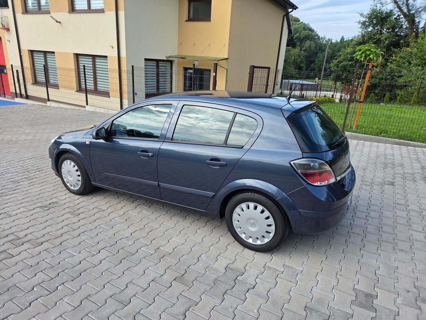 opel astra h lift 2008r 1.6 benzyna 115 km stan