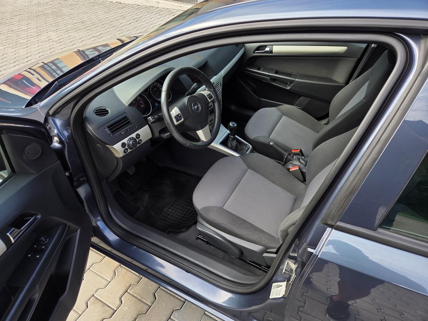 opel astra h lift 2008r 1.6 benzyna 115 km stan