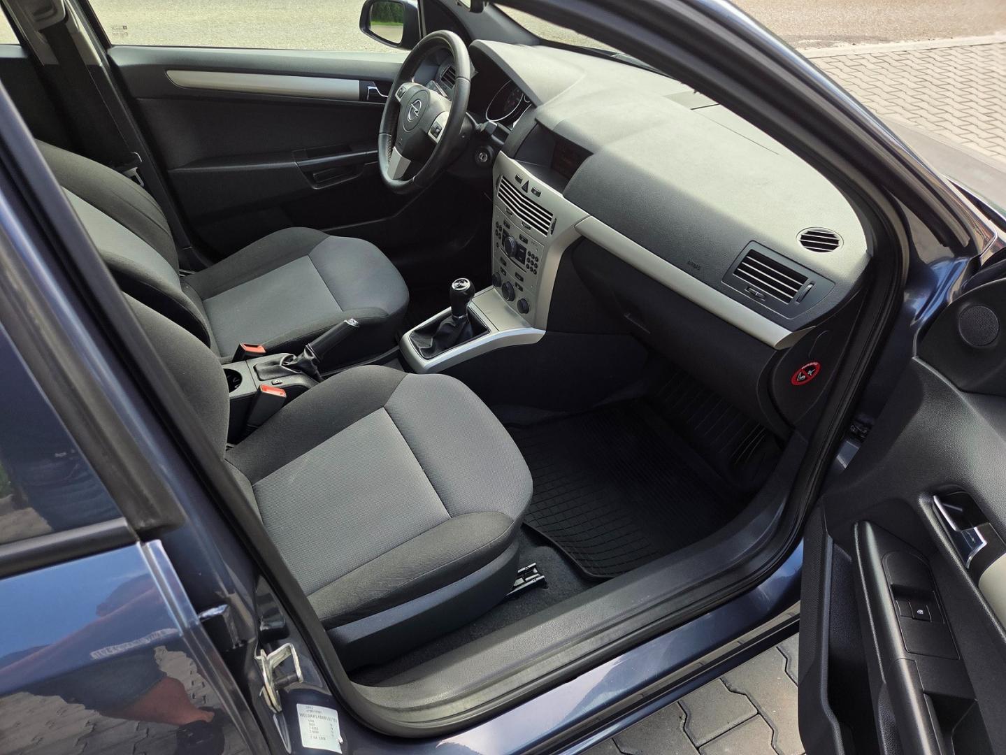 opel astra h lift 2008r 1.6 benzyna 115 km stan