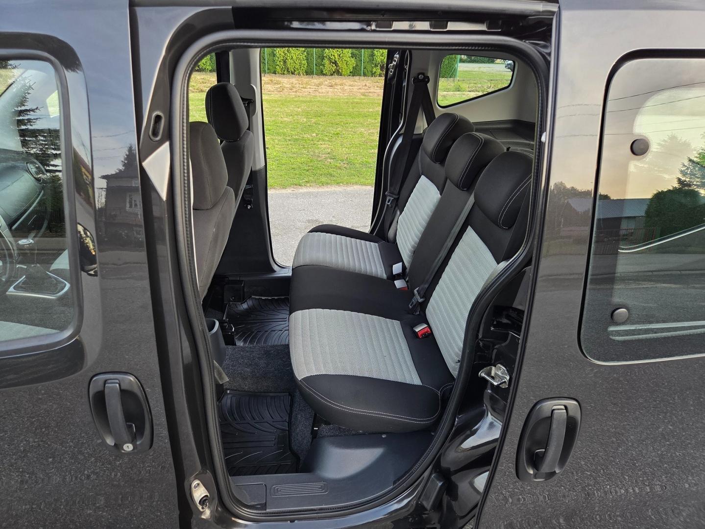 fiat qubo (fiorino) stan  1.4 mpi 73 km full opcja