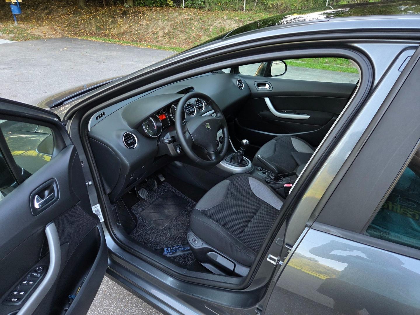 Peugeot 308 1.6 benzyna Stan  Bogate wyposażenie