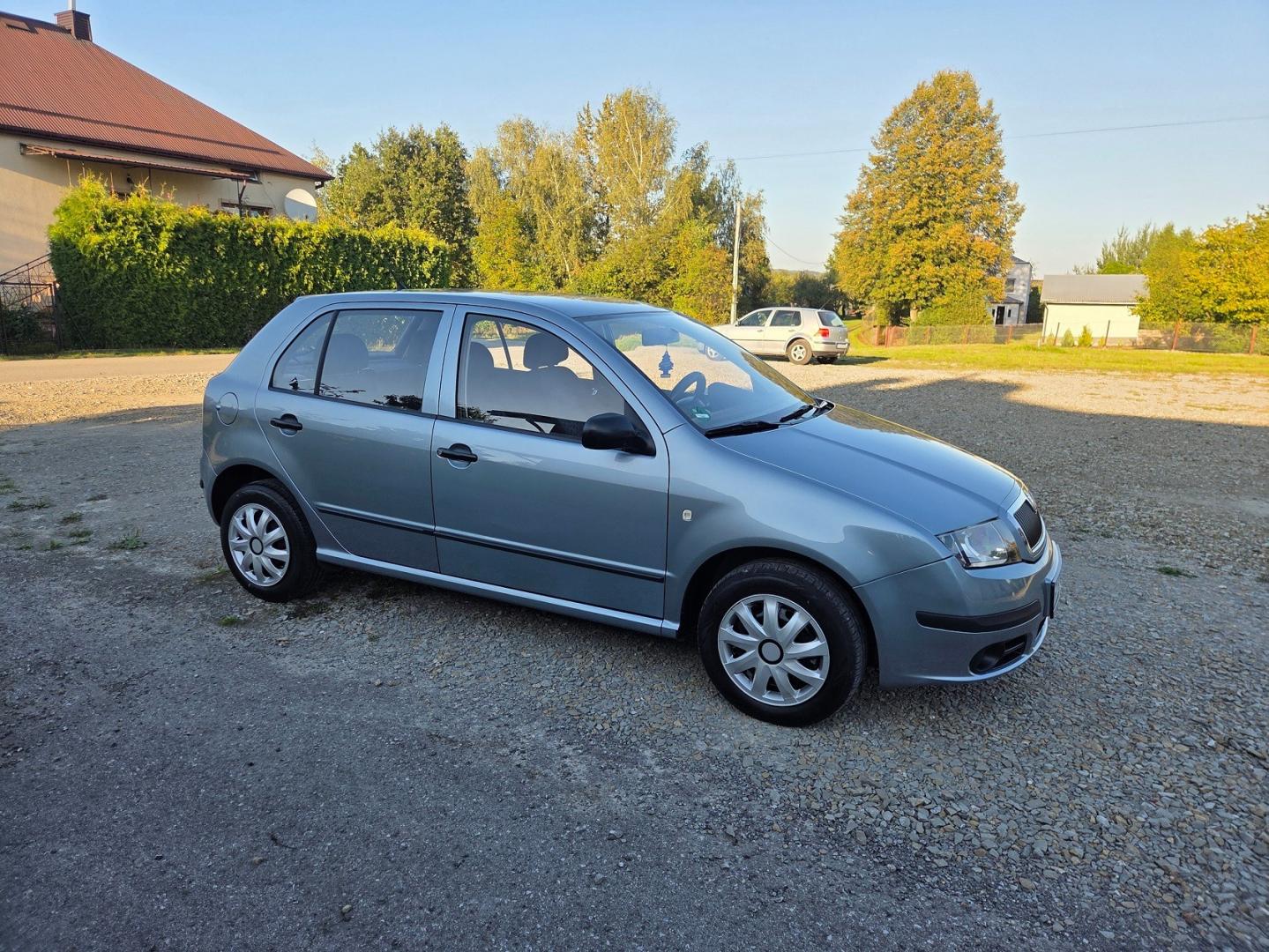 Skoda Fabia LIFT 1.4 benzyna 75 KM Stan  Klimatyzacja