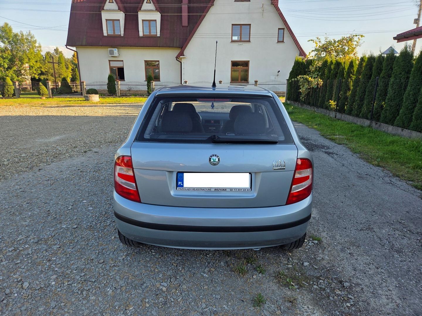 Skoda Fabia LIFT 1.4 benzyna 75 KM Stan  Klimatyzacja
