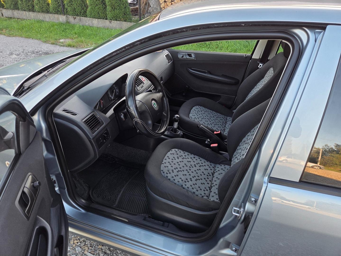 Skoda Fabia LIFT 1.4 benzyna 75 KM Stan  Klimatyzacja