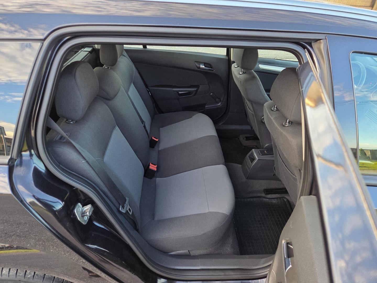 opel astra h lift 1.9 cdti 120 km stan  bezwypadkowa