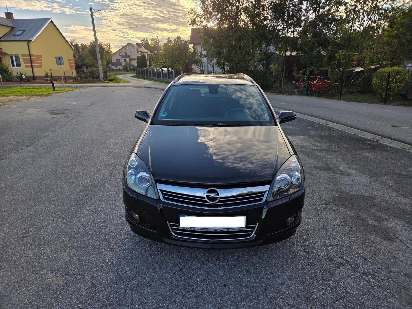 opel astra h lift 1.9 cdti 120 km stan  bezwypadkowa