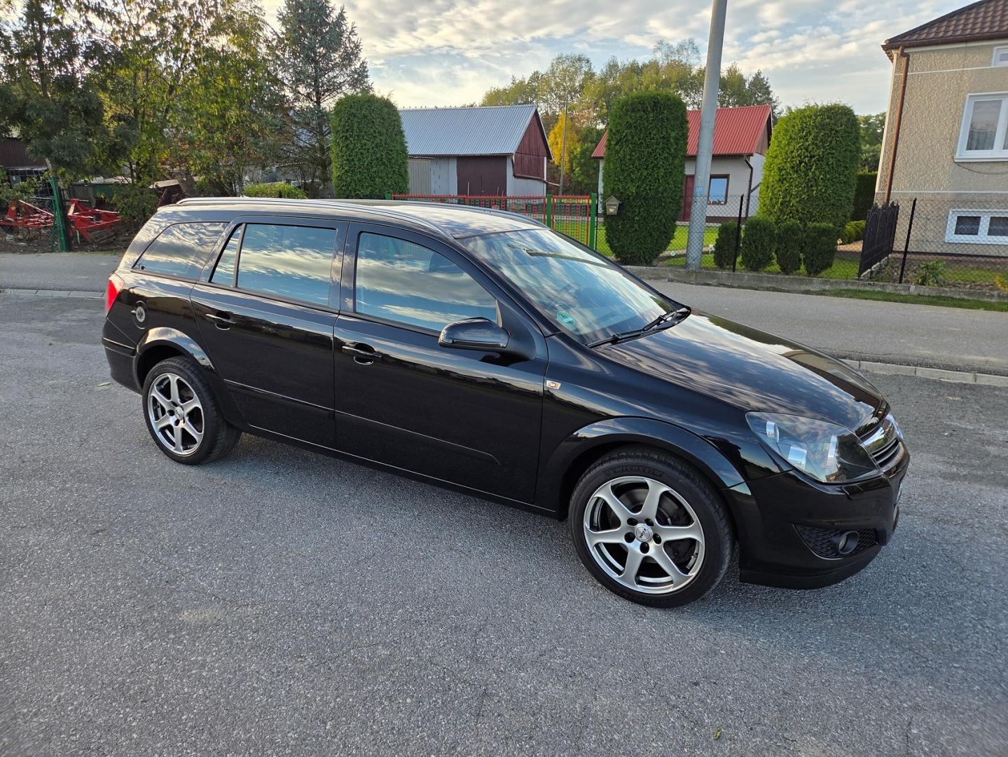 opel astra h lift 1.9 cdti 120 km stan  bezwypadkowa