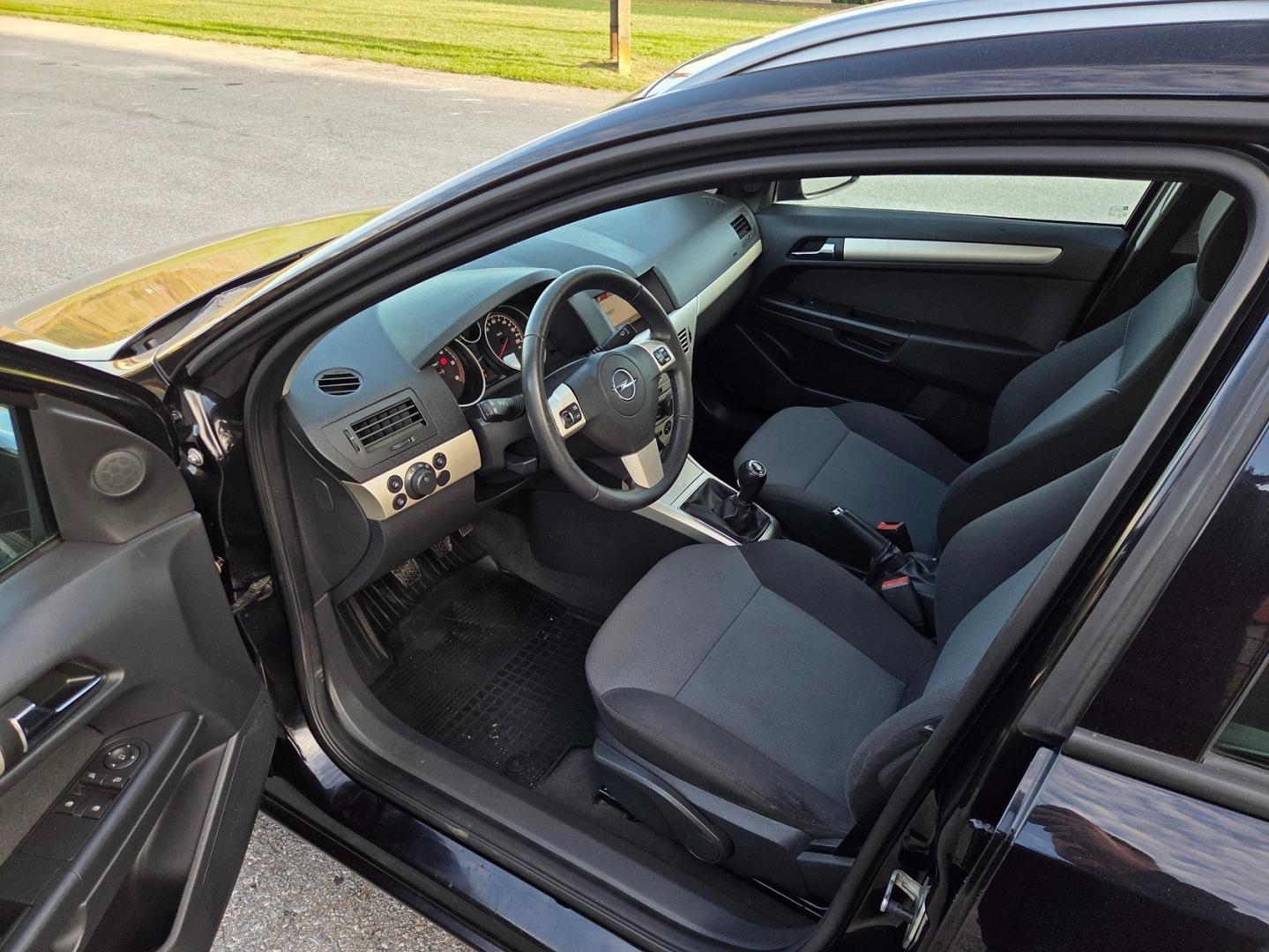 opel astra h lift 1.9 cdti 120 km stan  bezwypadkowa