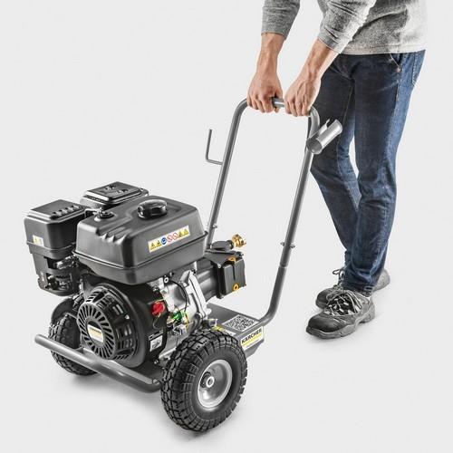 wynajem karcher spalinowy do mycia dachów elewacji oraz kostki