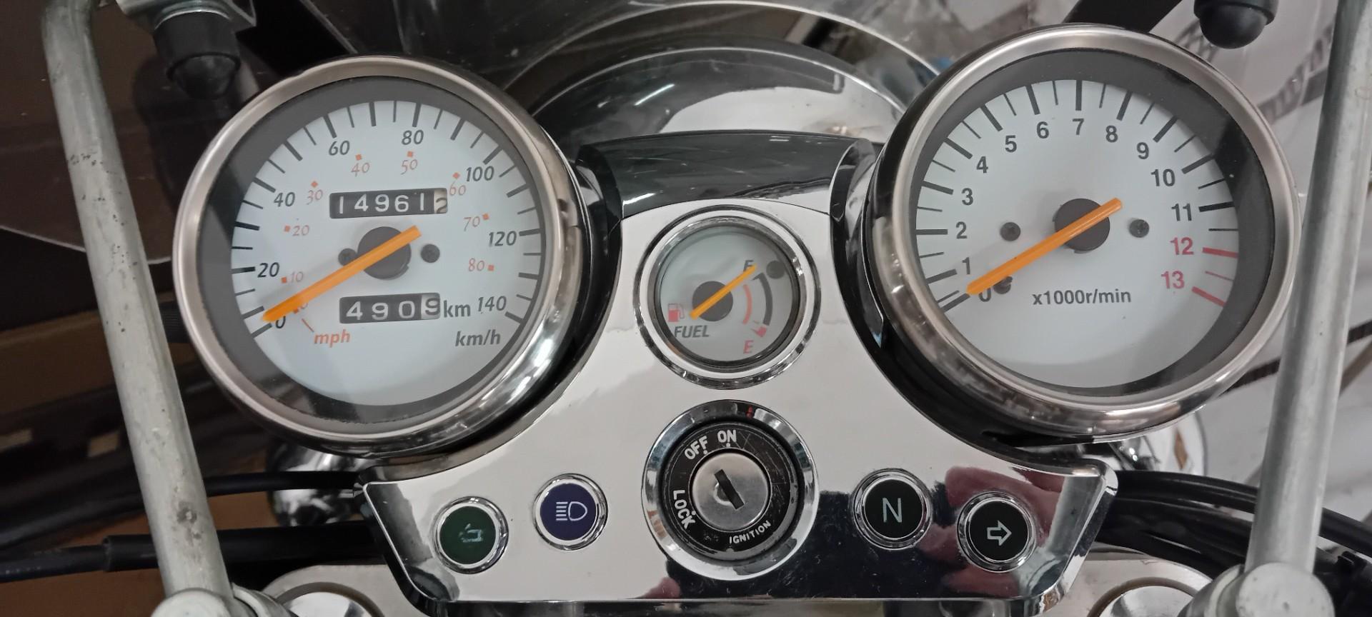 Hyosung Aquila GV125
