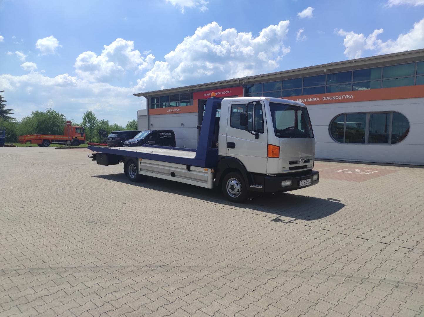 Pomoc drogowa autolaweta Jasło holowanie, transport maszyn i pojazdów
