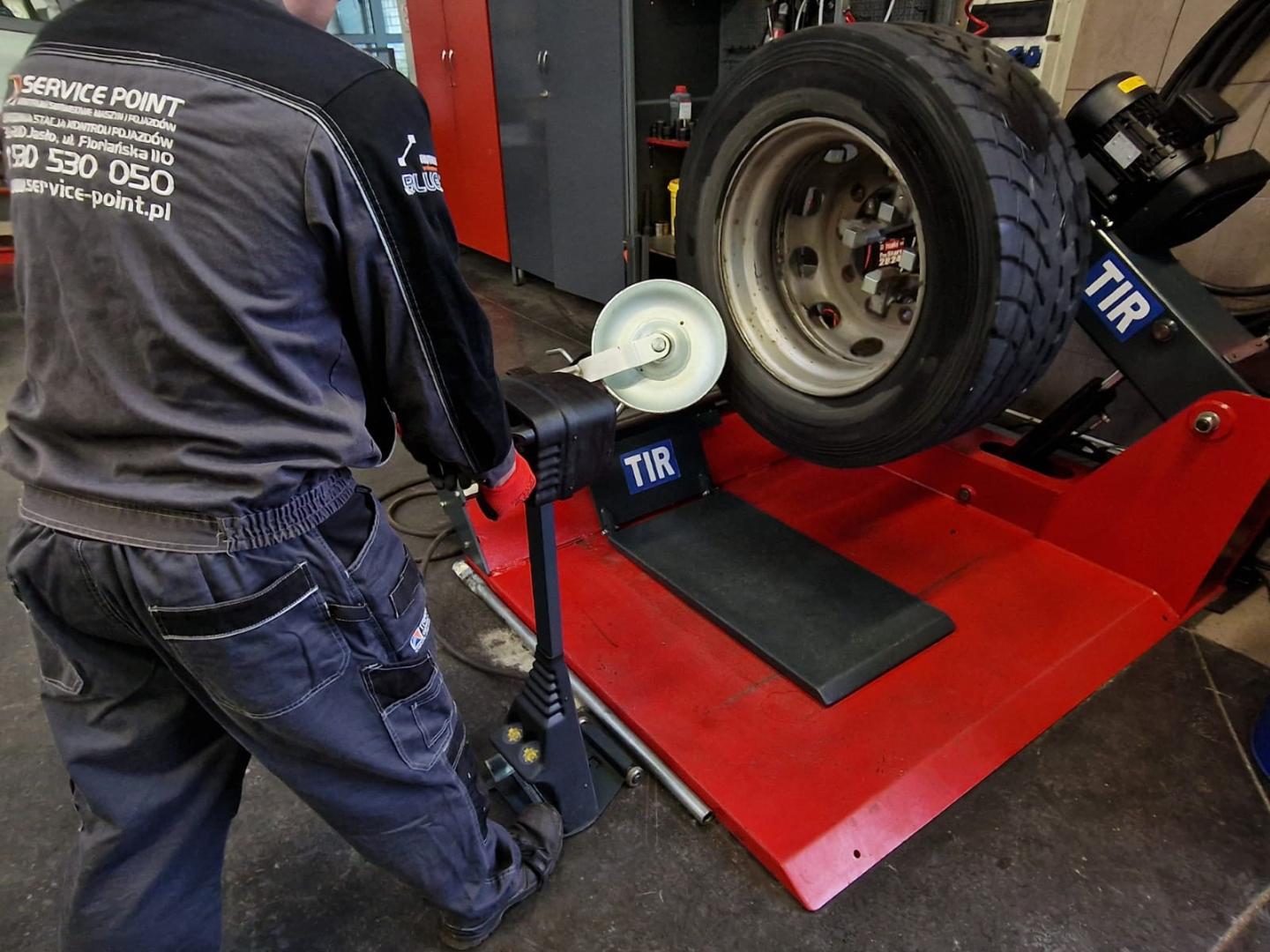 Praca dla Wulkanizatora Opon Mechanika w serwisie samochodowym
